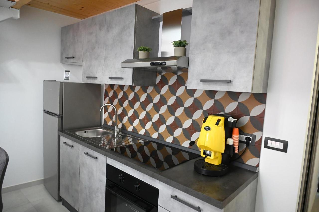 נאפולי Victry'S Houses Chiaia מראה חיצוני תמונה